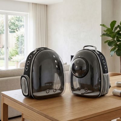 Sac à dos Glassy présentation des modèles sur la table de cuisine